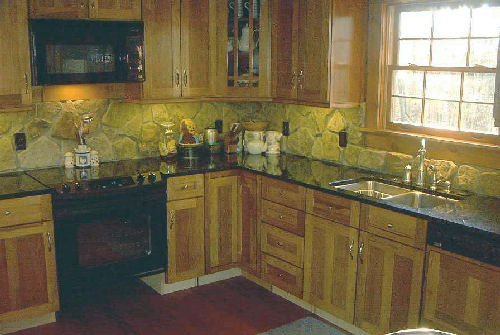 Uba Tuba - Eased Edge - Stone Backsplash